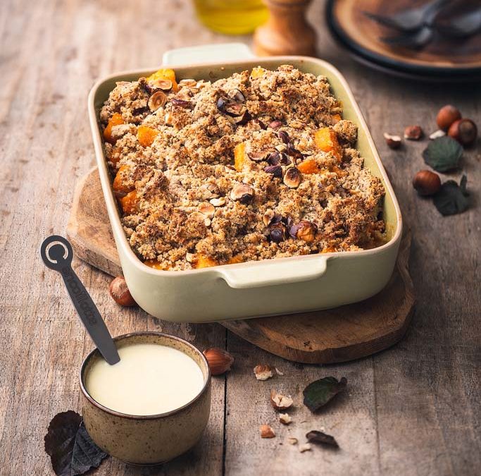 Crumble de courge butternut, noisettes et Cancoillotte