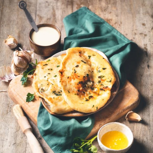 Cheese naan à la Cancoillotte